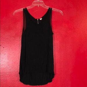 Women’s Large Dressy tank top